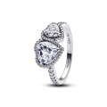 Sparkling Halo Heart Ring